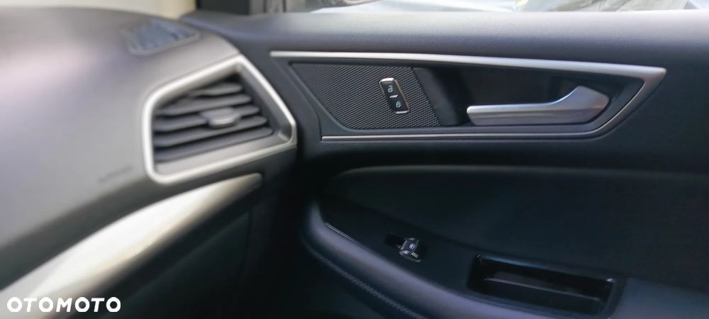Ford Edge - 22