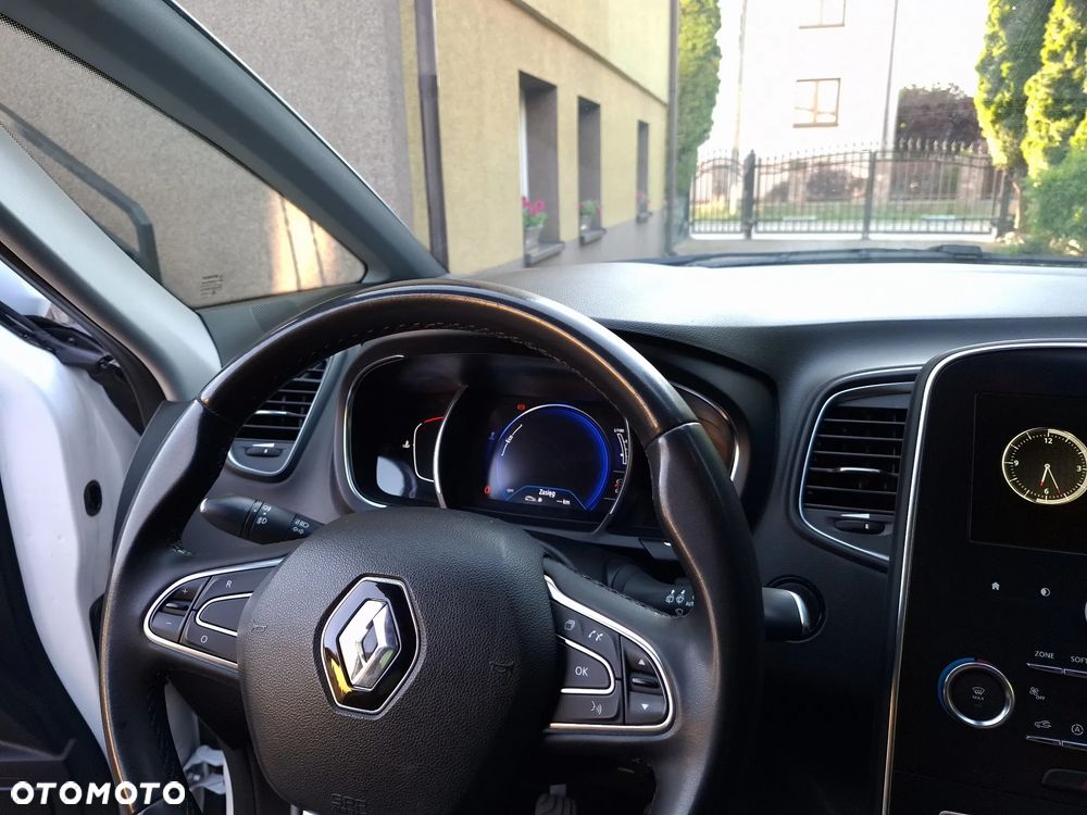 Renault Scenic - 8