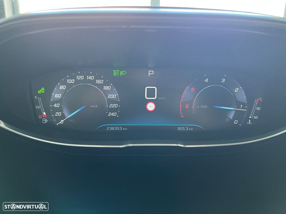 Peugeot 3008 BlueHDi 120 EAT6 Stop & Start Business Line - 29