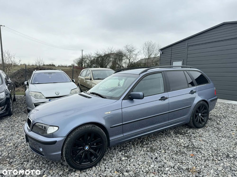 BMW Seria 3 318i - 7