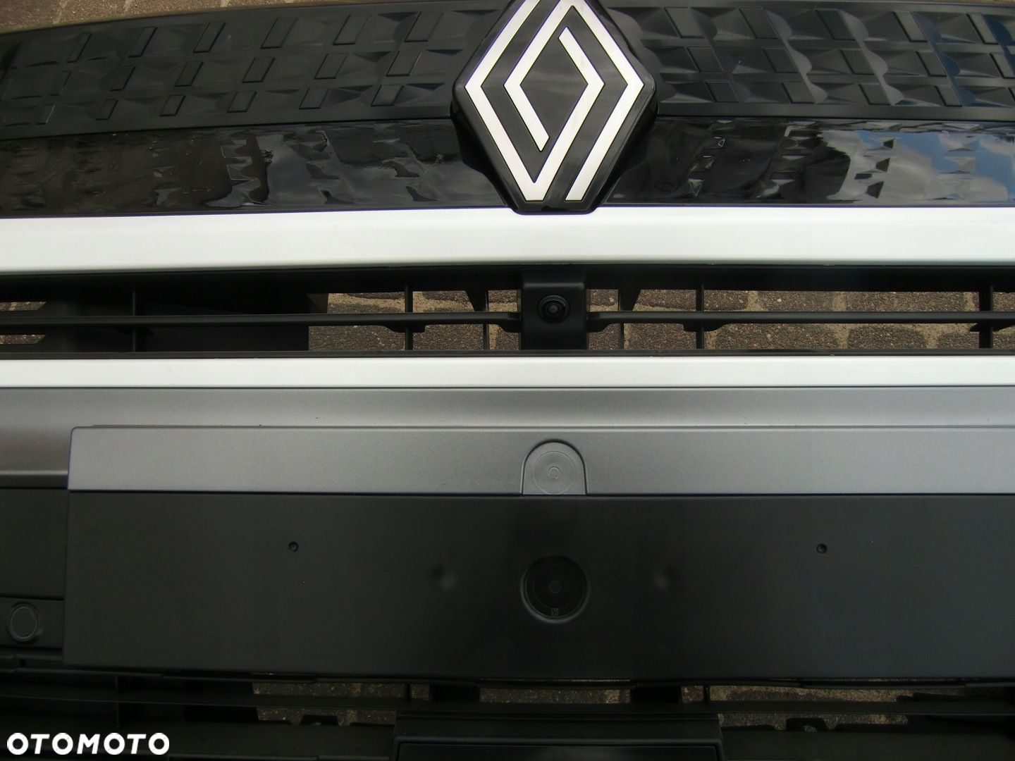 ZDERZAK RENAULT CAPTUR II E TECH 6XPDC - 6