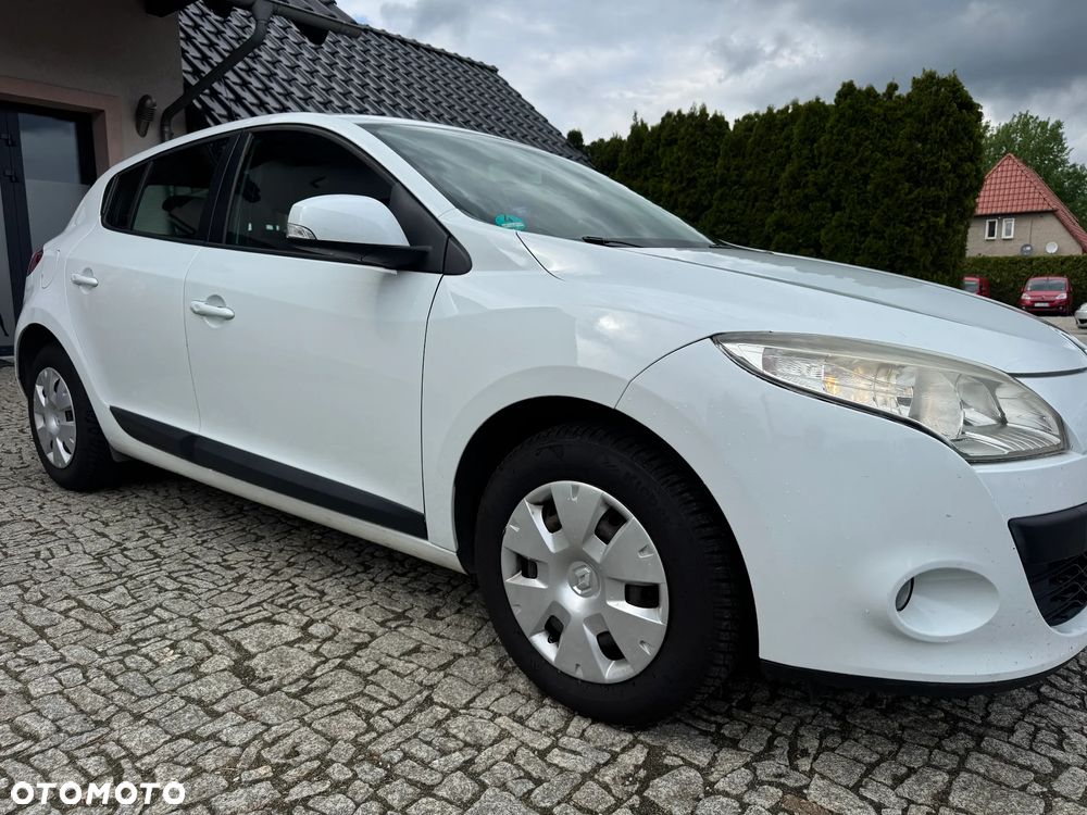 Renault Megane 1.6 16V 110 Expression - 11