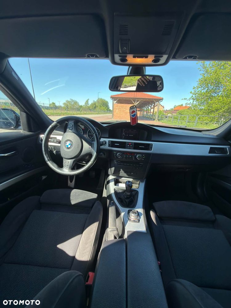 BMW Seria 3 320d - 11