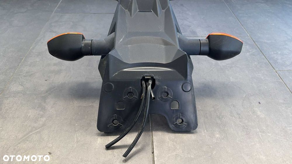Mocowanie Tablicy Rejestracyjnej Ogon Suzuki GSR 750. 2011-16 [2137] - 4