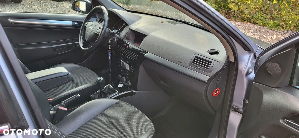 Opel Astra III 1.6 Enjoy - 17