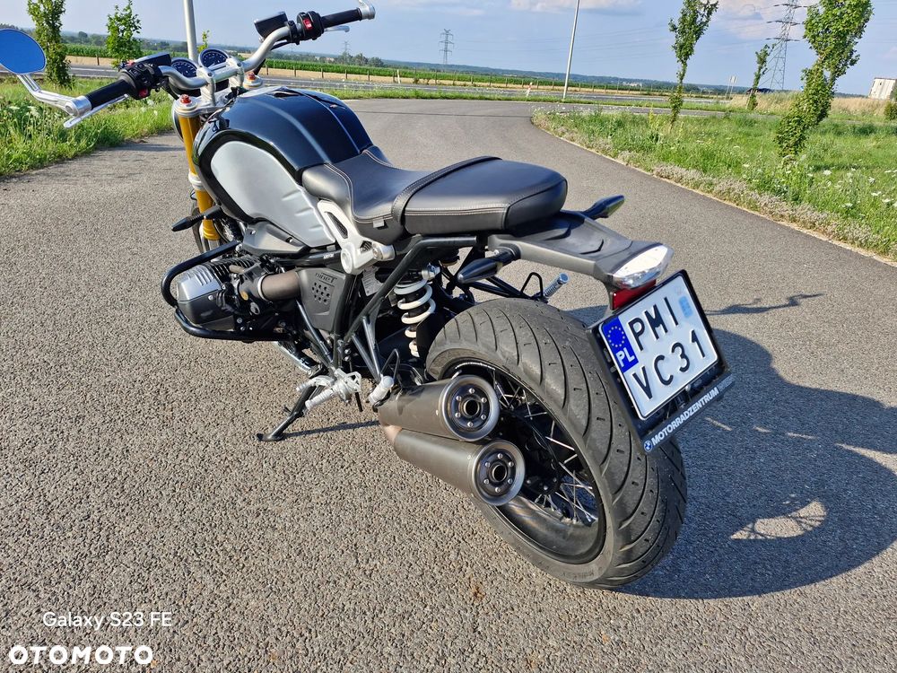 BMW R - 8