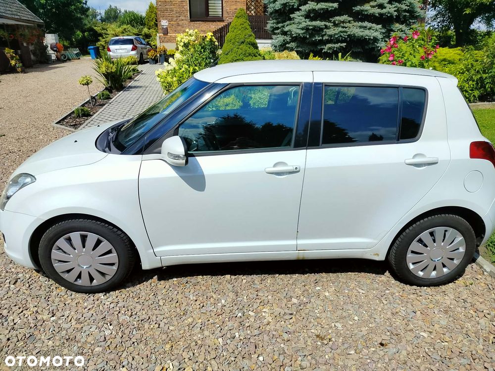 Suzuki Swift - 16