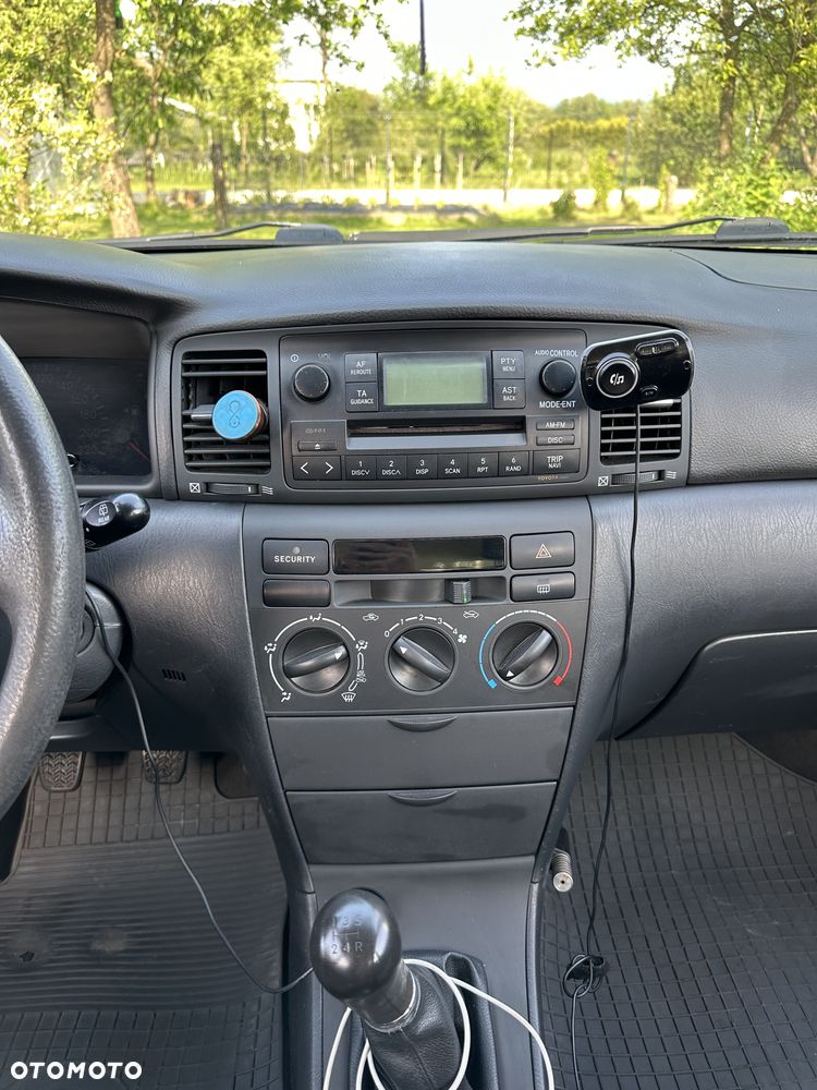Toyota Corolla 1.6 VVT-i Terra - 7