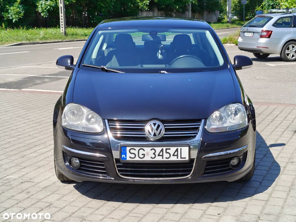 Volkswagen Jetta 1.4 TSI Comfortline - 14