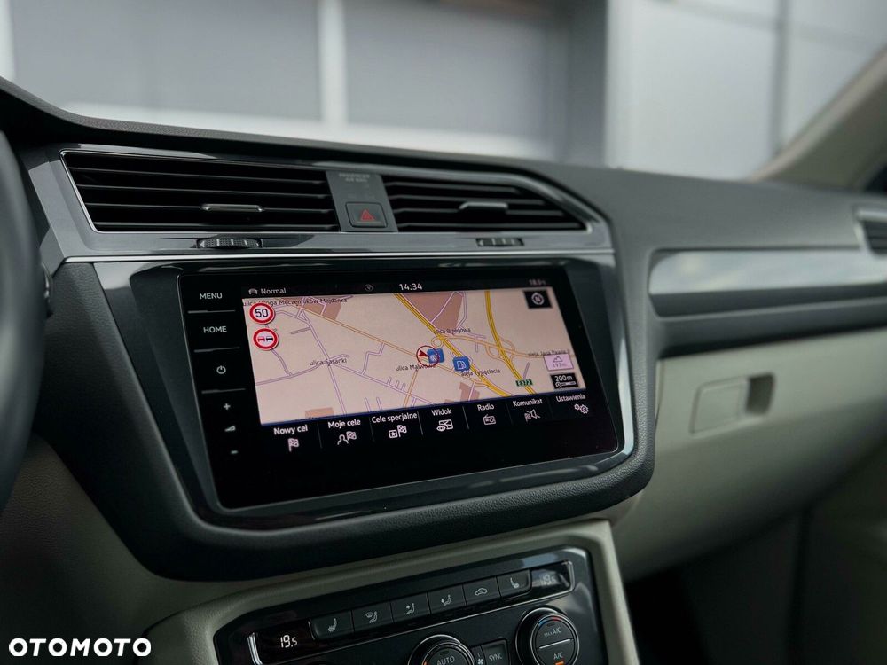 Volkswagen Tiguan Allspace 2.0 TSI 4Mot Highline DSG 7os - 34