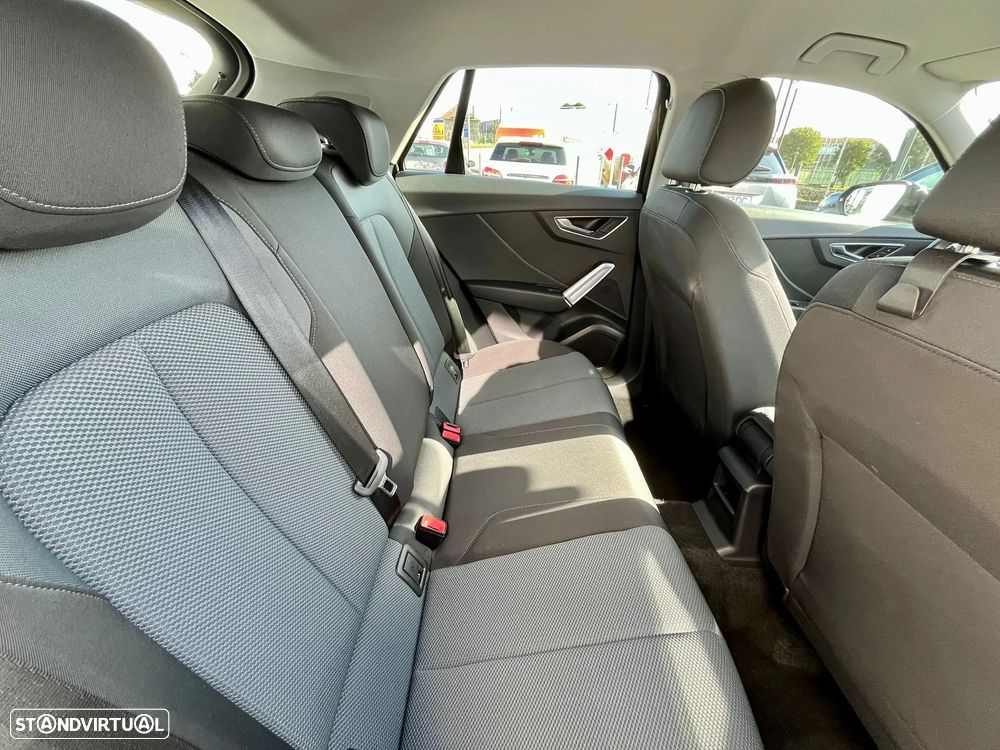 Audi Q2 30 TFSI Design - 14