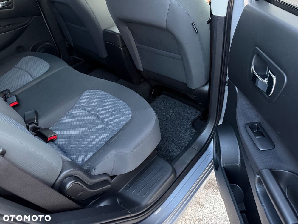 Nissan Qashqai+2 2.0 Visia - 12