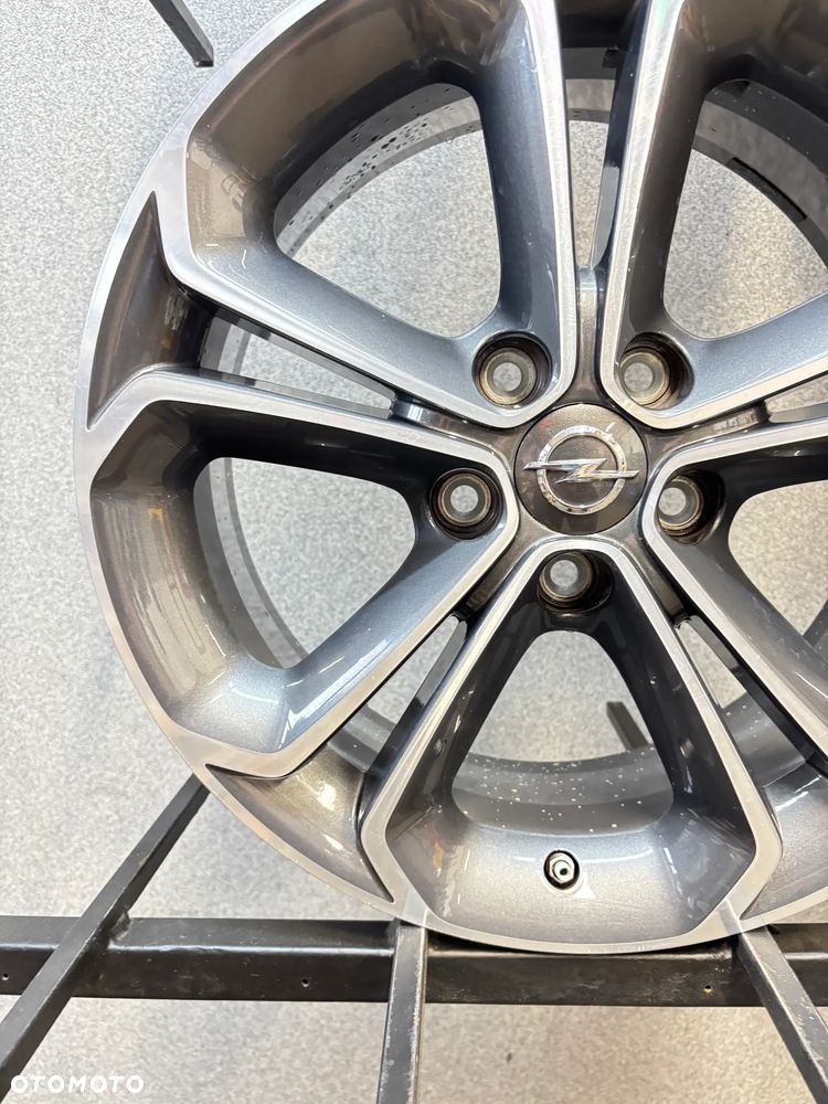 4 Felgi Alu. Opel Corsa D,E, Adam, Meriva B, Vectra C, 17" +TPMS - 25