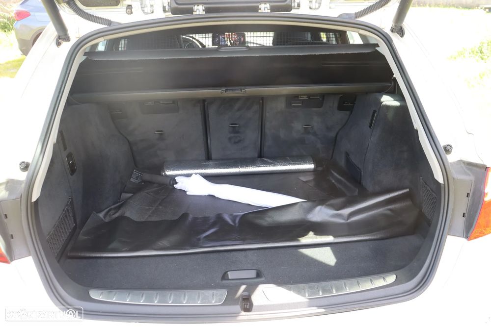 BMW 320 d Aut. Efficient Dynamics Edition - 17