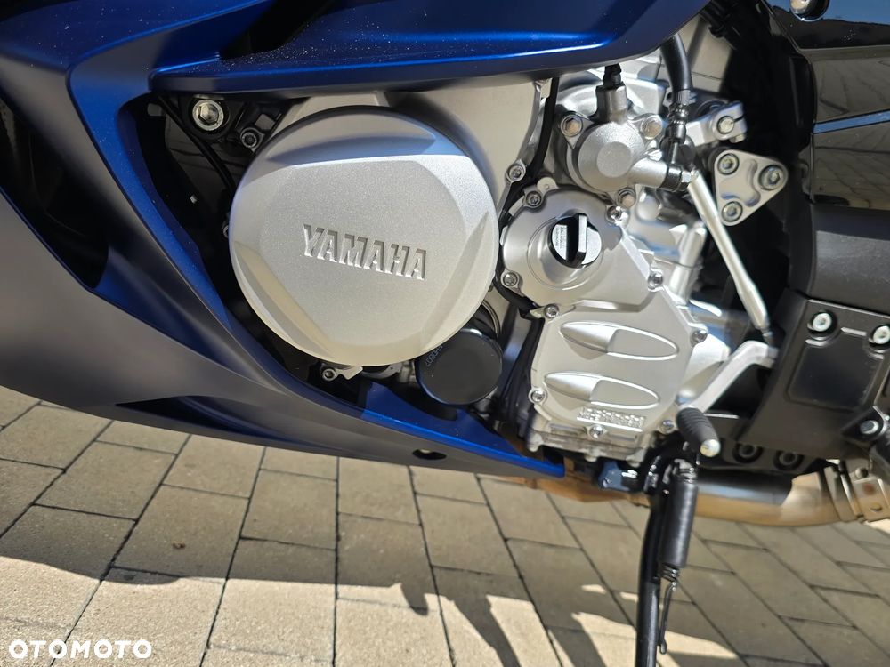 Yamaha FJR - 11