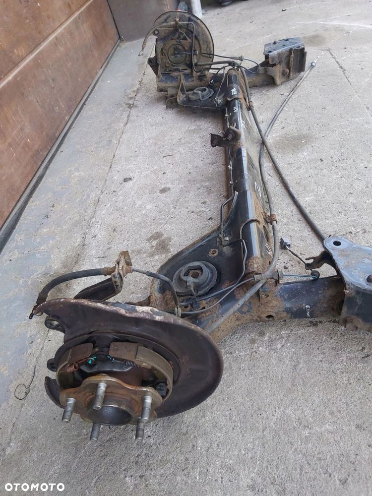Nissan Juke I F15 Lift Belka zawieszenia tył 1,2 DIG-T - 3