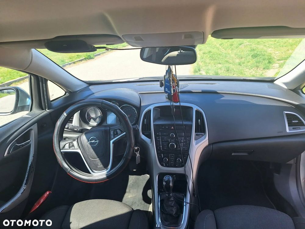 Opel Astra - 2