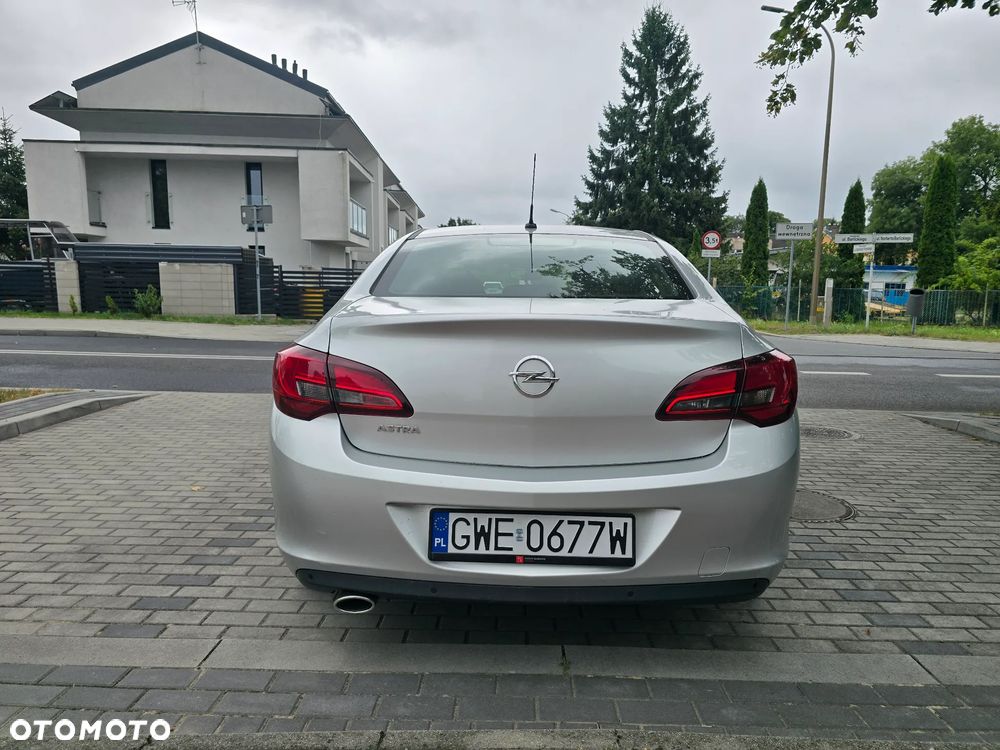 Opel Astra 1.4 T EU6 - 4