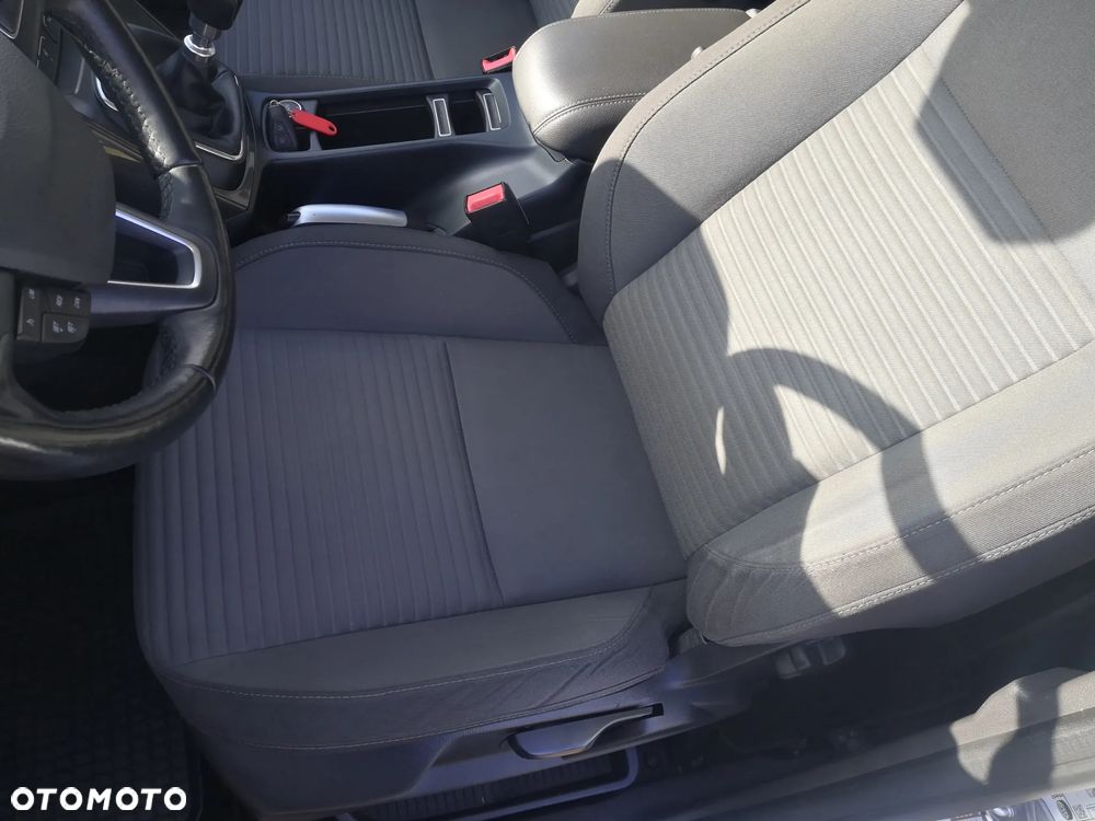 Ford Grand C-MAX - 15