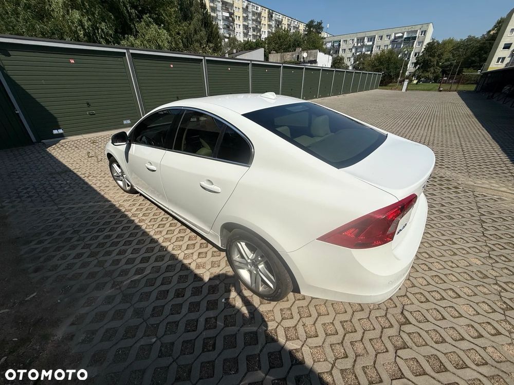 Volvo S60 T5 Drive-E Base - 6