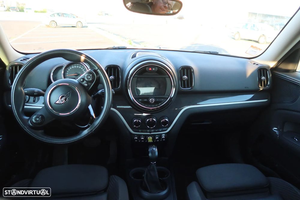 MINI Countryman Cooper ALL4 Auto - 12