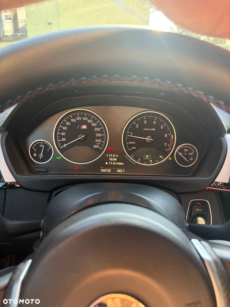 BMW Seria 3 335i Luxury Line - 28