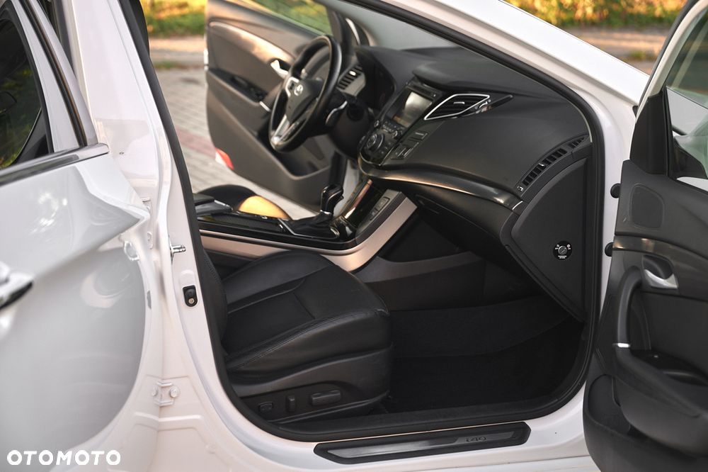 Hyundai i40 1.7 CRDi Automatik Premium - 25