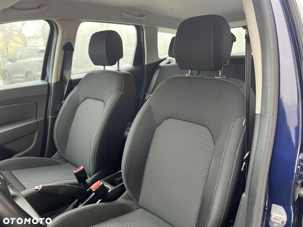 Dacia Duster 1.6 SCe Essential - 11