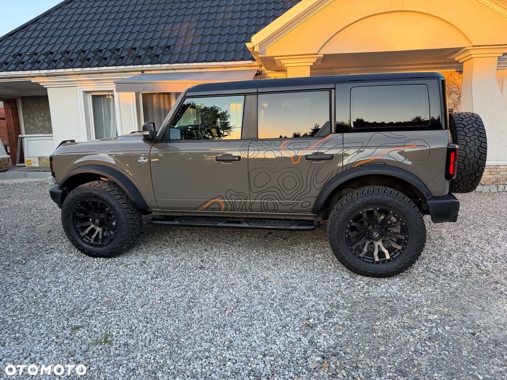 Ford Bronco 2.7 EcoBoost V6 Outer Banks - 6