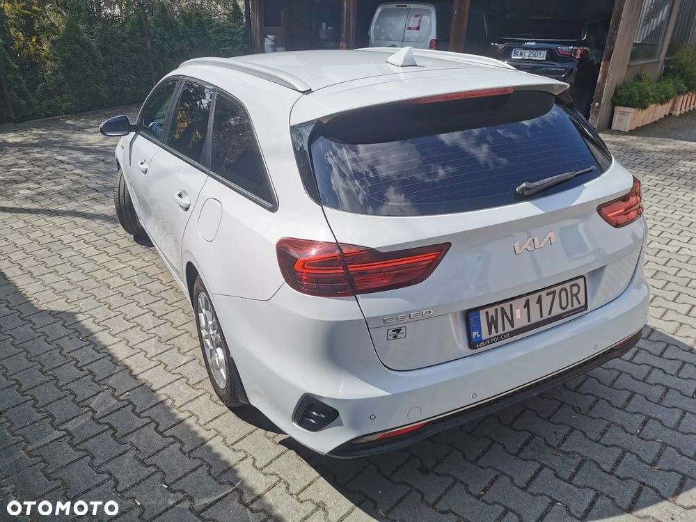 Kia Ceed 1.5 T-GDI M - 8