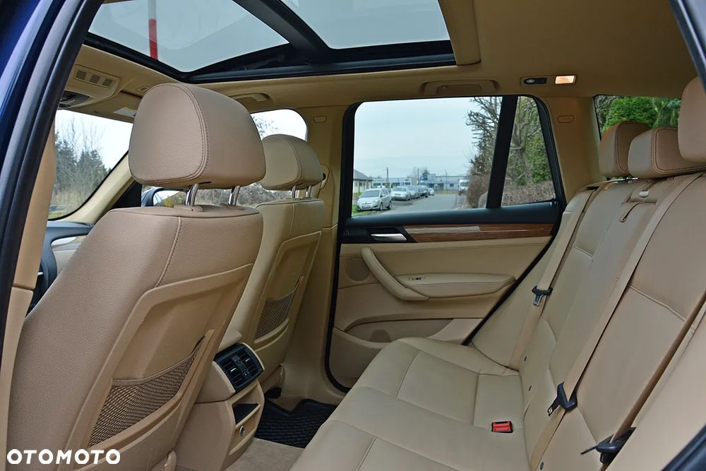 BMW X3 xDrive28i Sport-Aut Advantage - 19