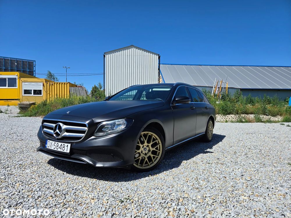 Mercedes-Benz Klasa E 200 d T 9G-TRONIC - 2