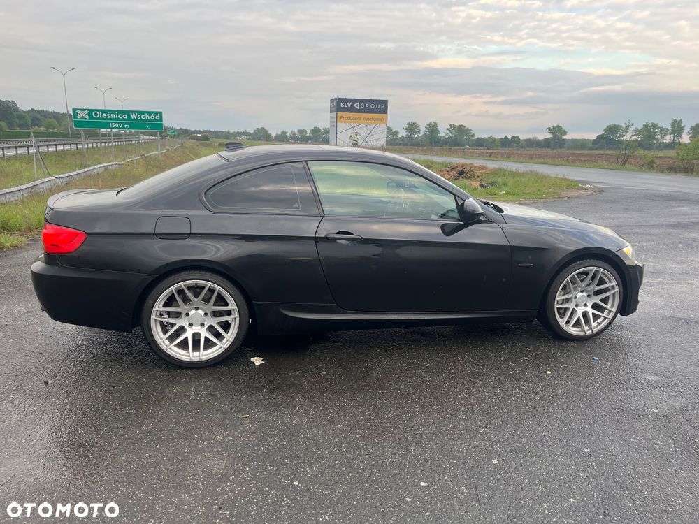 BMW Seria 3 335i M Sport Edition - 2