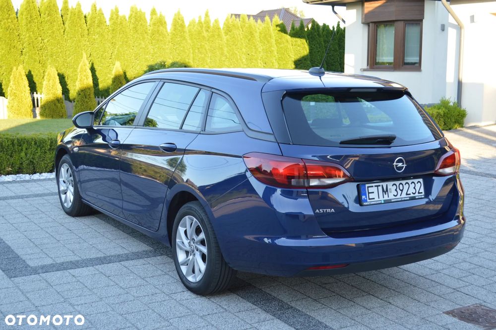 Opel Astra - 4