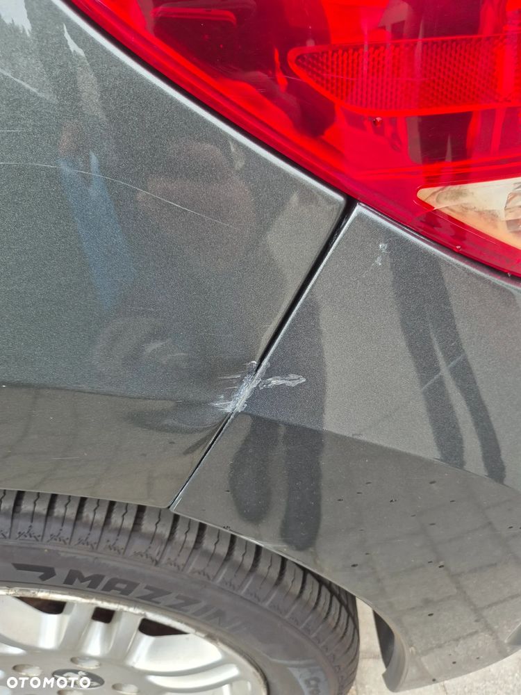 Peugeot 207 - 16