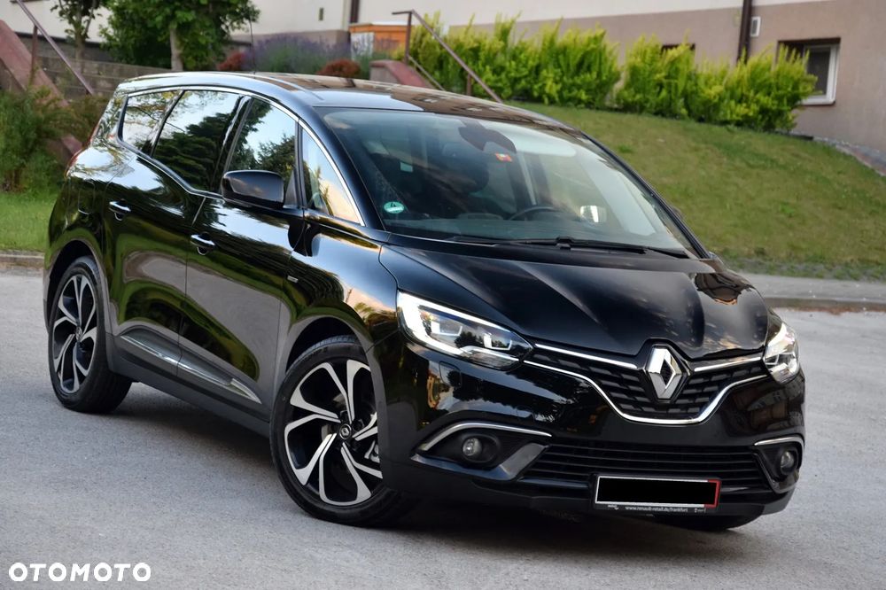 Renault Grand Scenic - 11