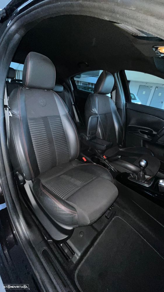 Alfa Romeo Giulietta 1.6 JTDM Veloce - 21