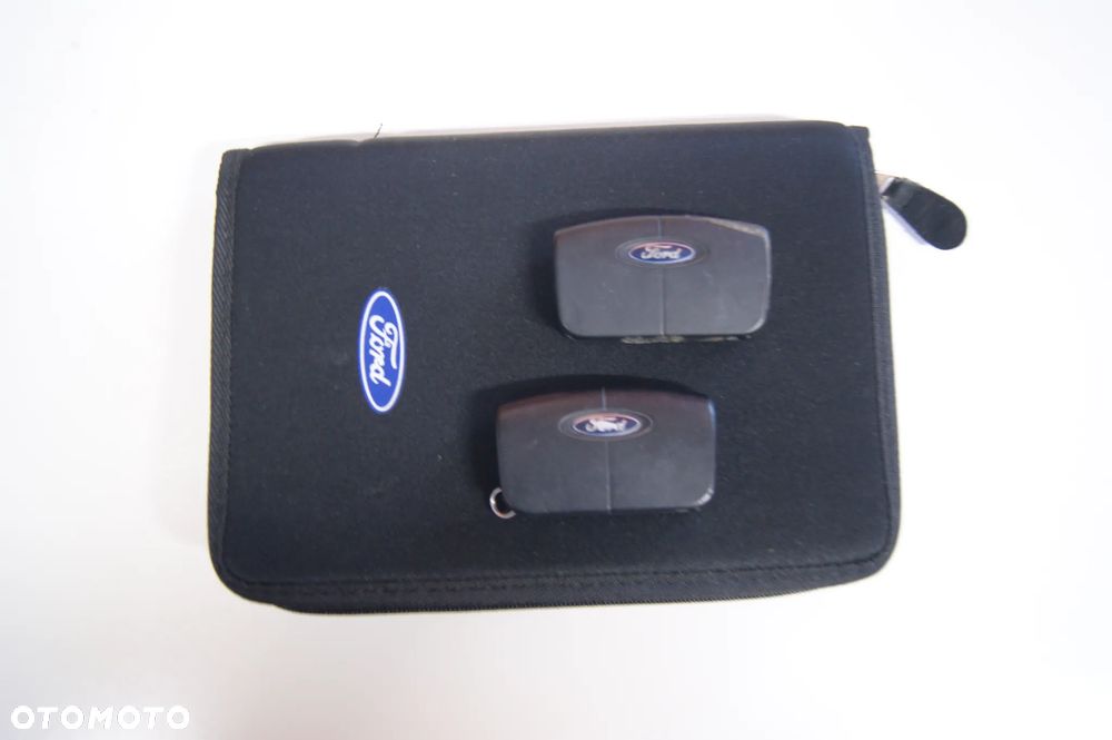 Ford Kuga 2.0 TDCi 4WD Titanium - 40