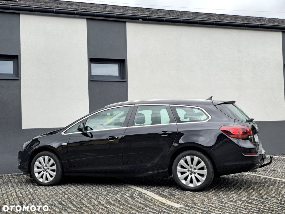 Opel Astra IV 1.4 T Cosmo - 12