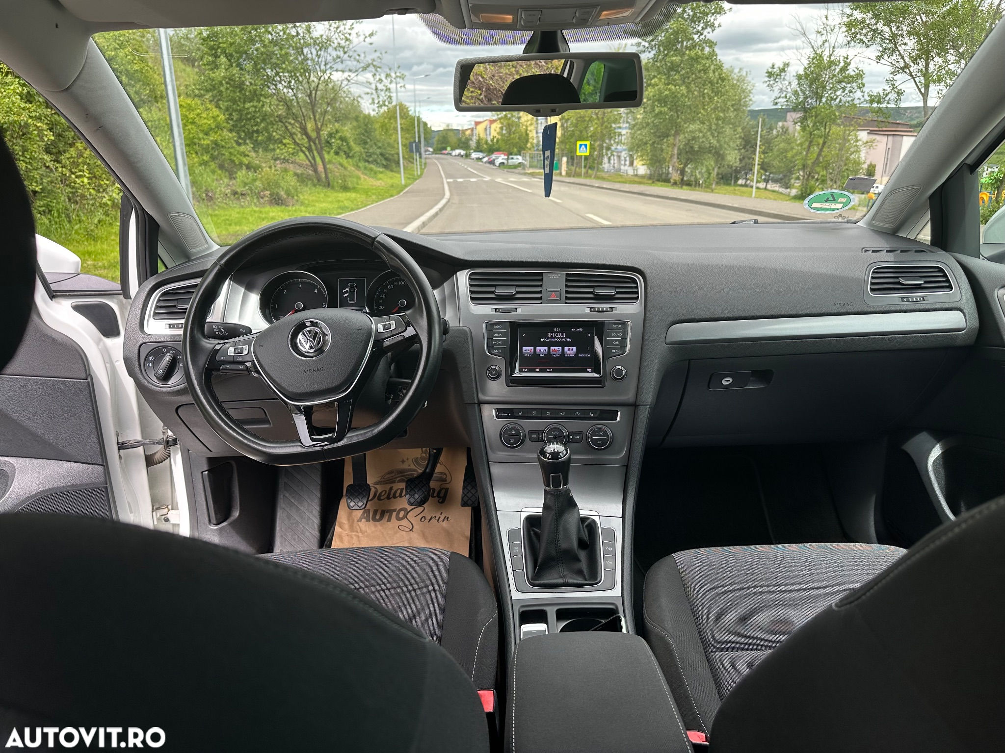Volkswagen Golf 1.6 BlueTDI Comfortline - 10