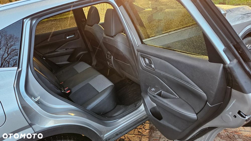 Nissan Qashqai 1.3 DIG-T MHEV N-Connecta Xtronic - 5