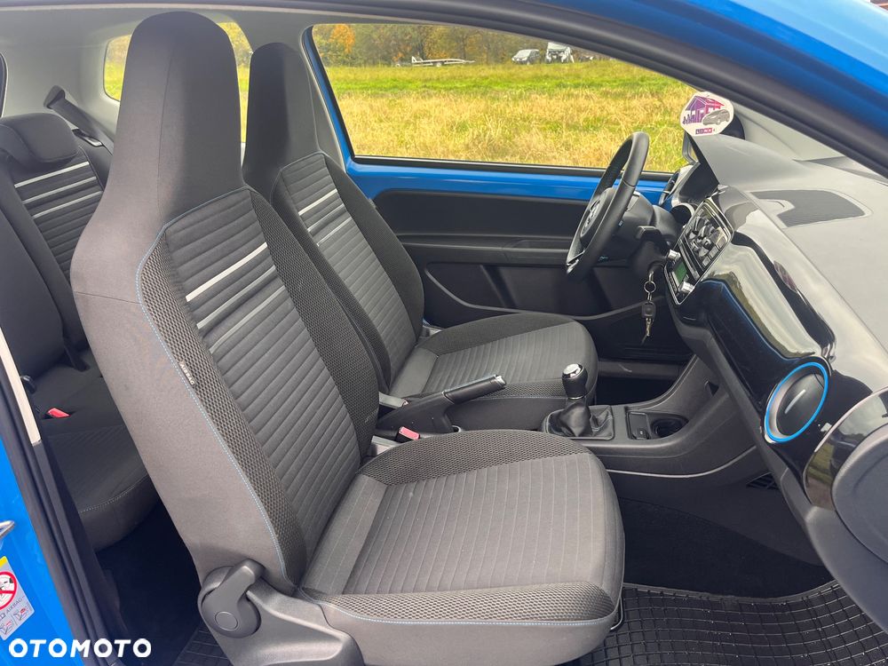 Volkswagen up! cup - 12