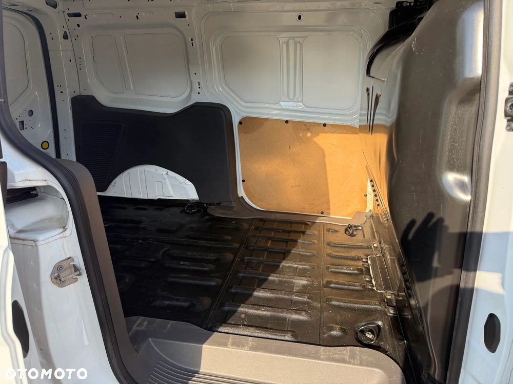 Ford TRANSIT CONNECT L2 - 11