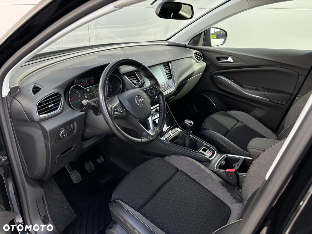 Opel Grandland X - 12