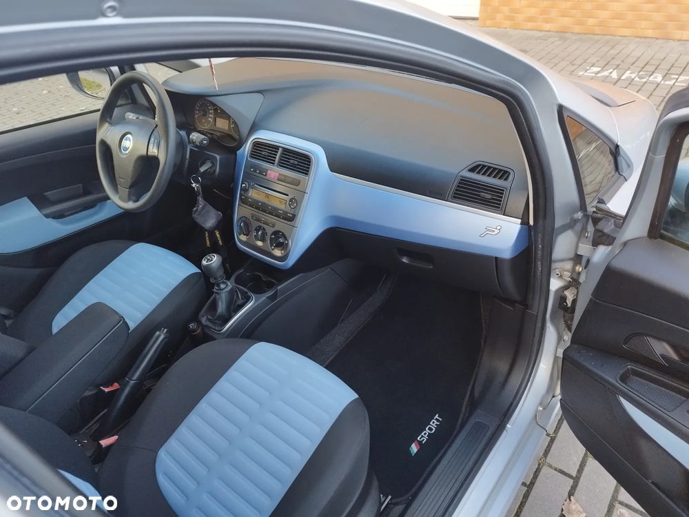 Fiat Grande Punto 1.2 8V Dynamic - 36