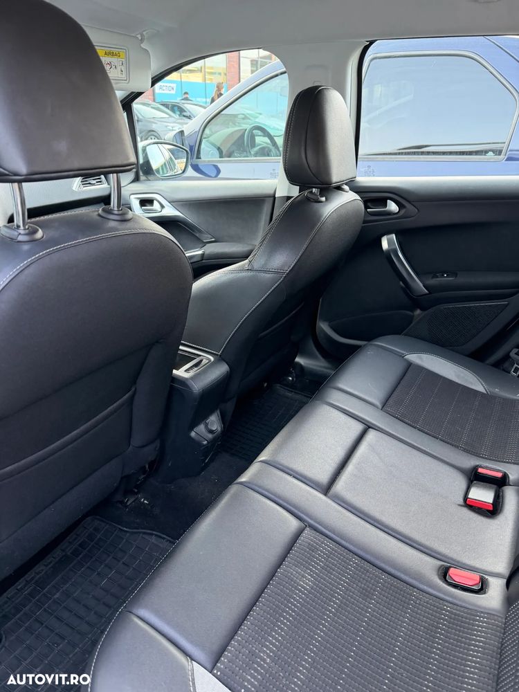 Peugeot 2008 PureTech 110 GPF Stop&Start EAT6 Allure - 10