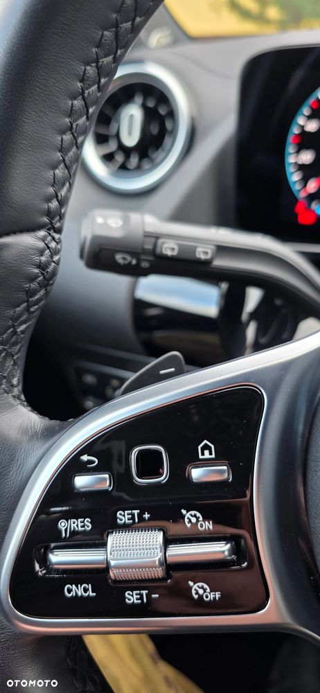 Mercedes-Benz GLA 250 4Matic 8G-DCT Edition AMG Line - 21