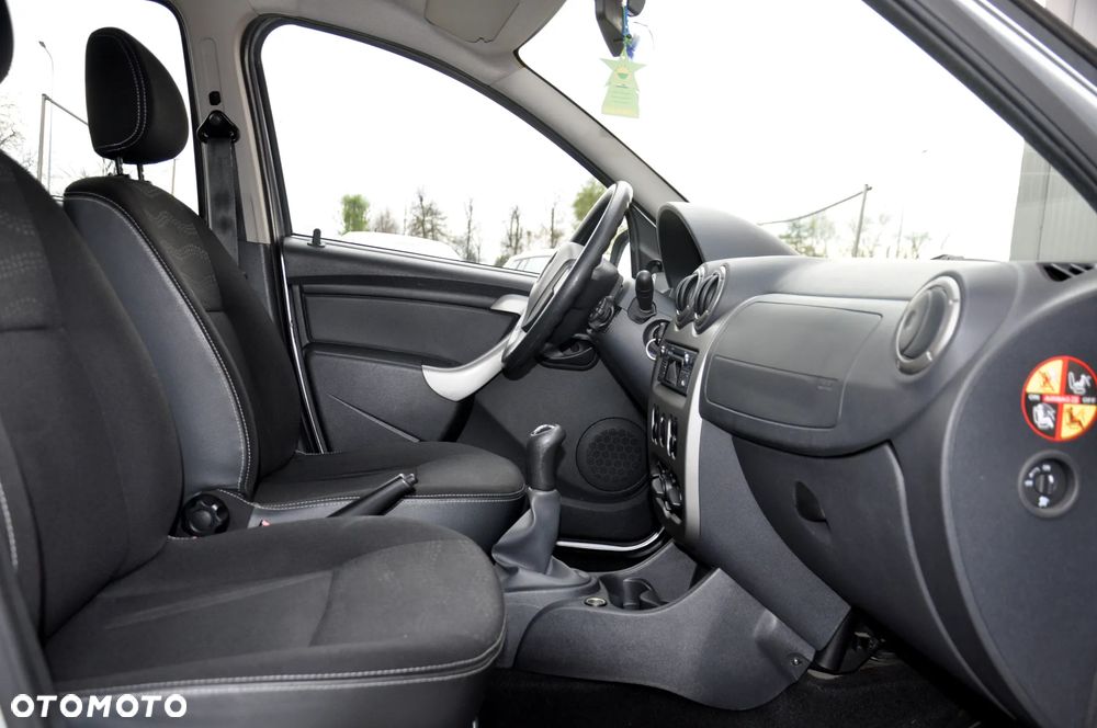 Dacia Sandero Stepway 1.6 - 34