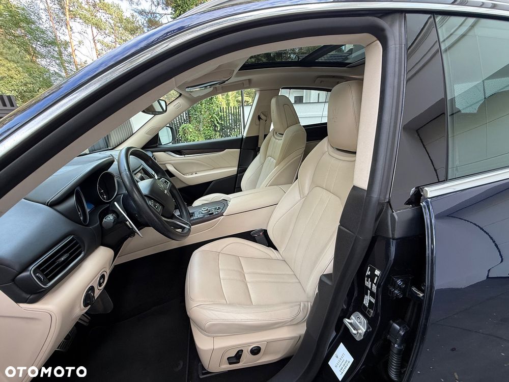 Maserati Levante S Granlusso - 23