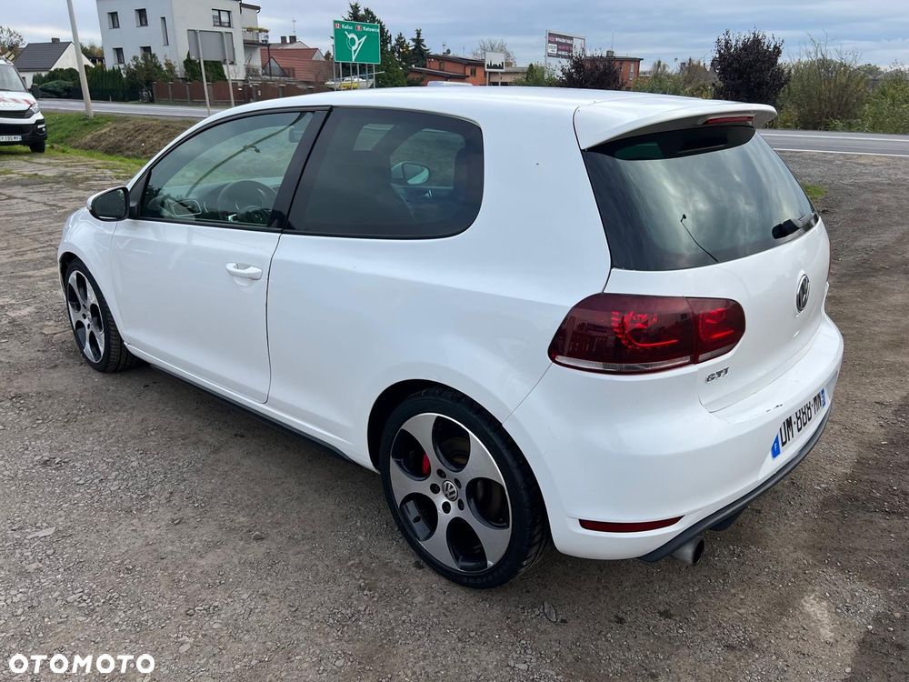 Volkswagen Golf 2.0 GTI - 4